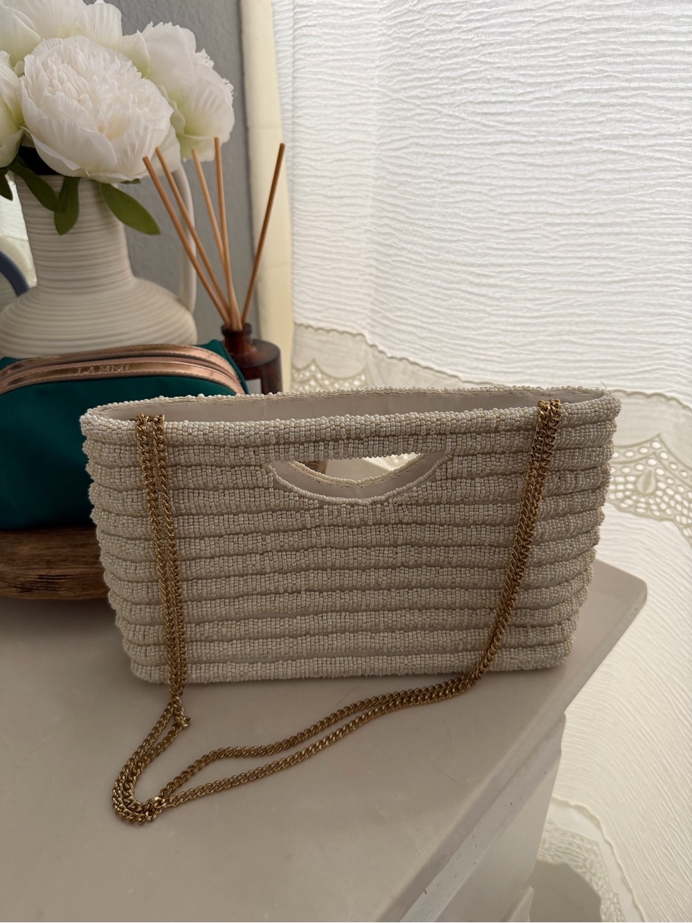 Antik Kraft Cream Beaded Clutch with Gold Chain - Picture 11 of 16